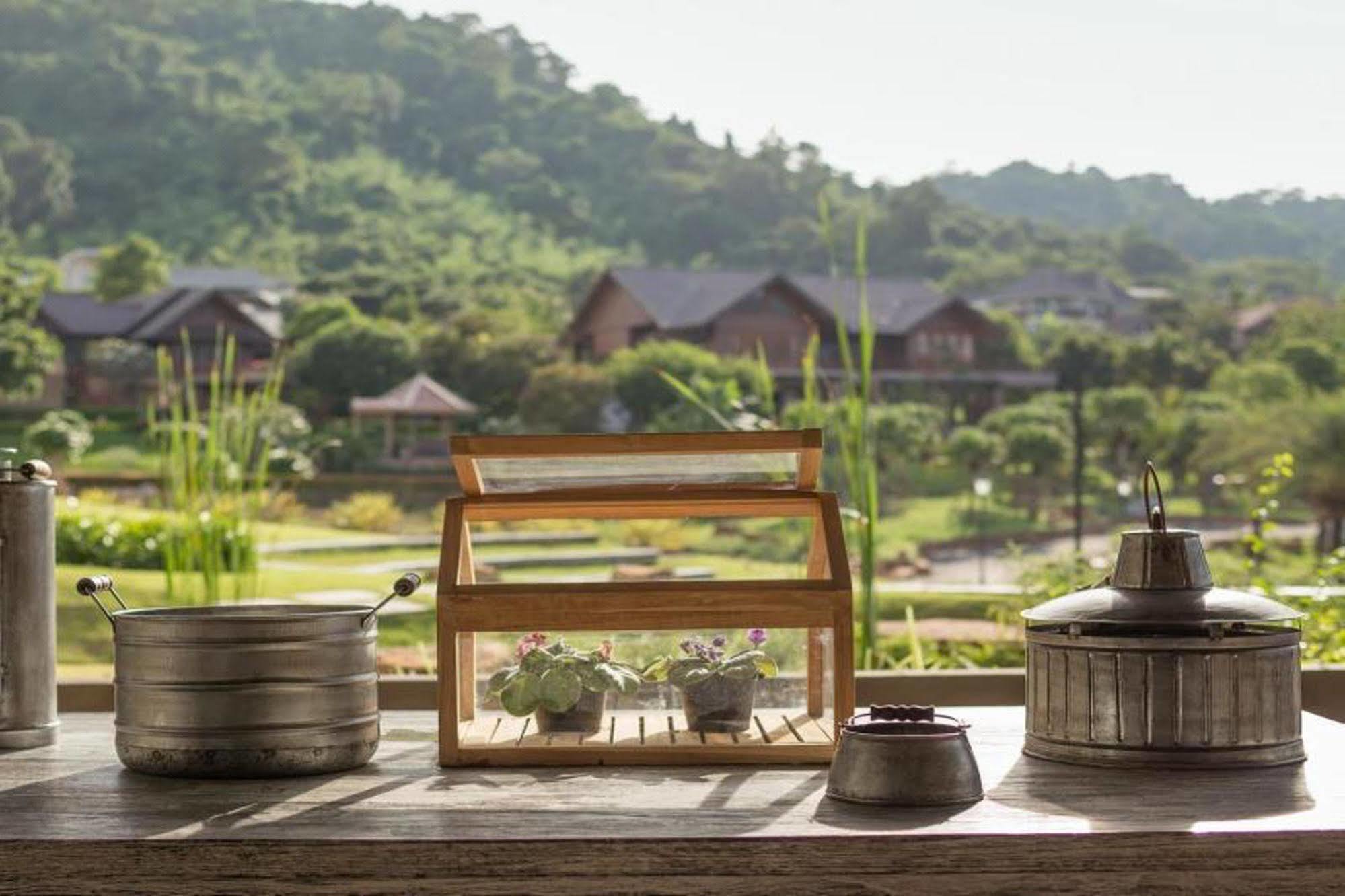 Patravana Resort Phayayen Екстер'єр фото